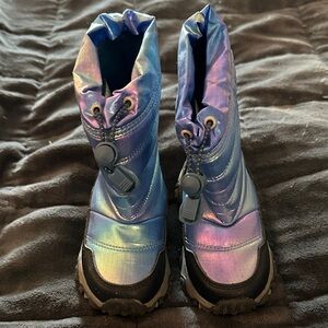 Lands End Kids Iridescent Blue Winter Boots- toddler size 8.